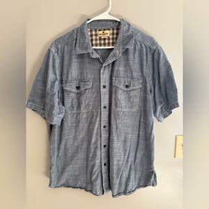 Woolrich Blue Chambray Short Sleeve Button Down Shirt Men’s SZ XL 100% Cotton